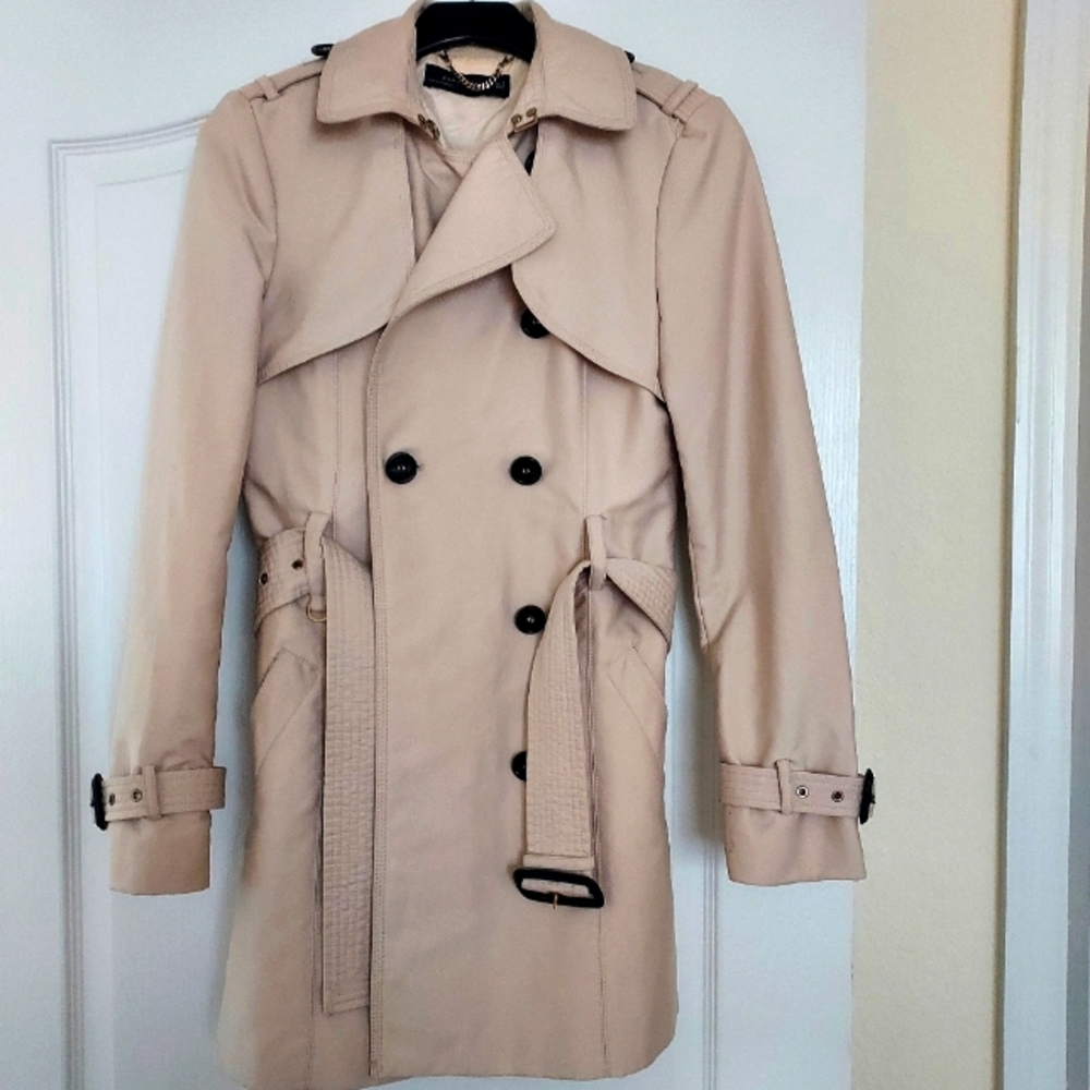 Zara trench coat Size S